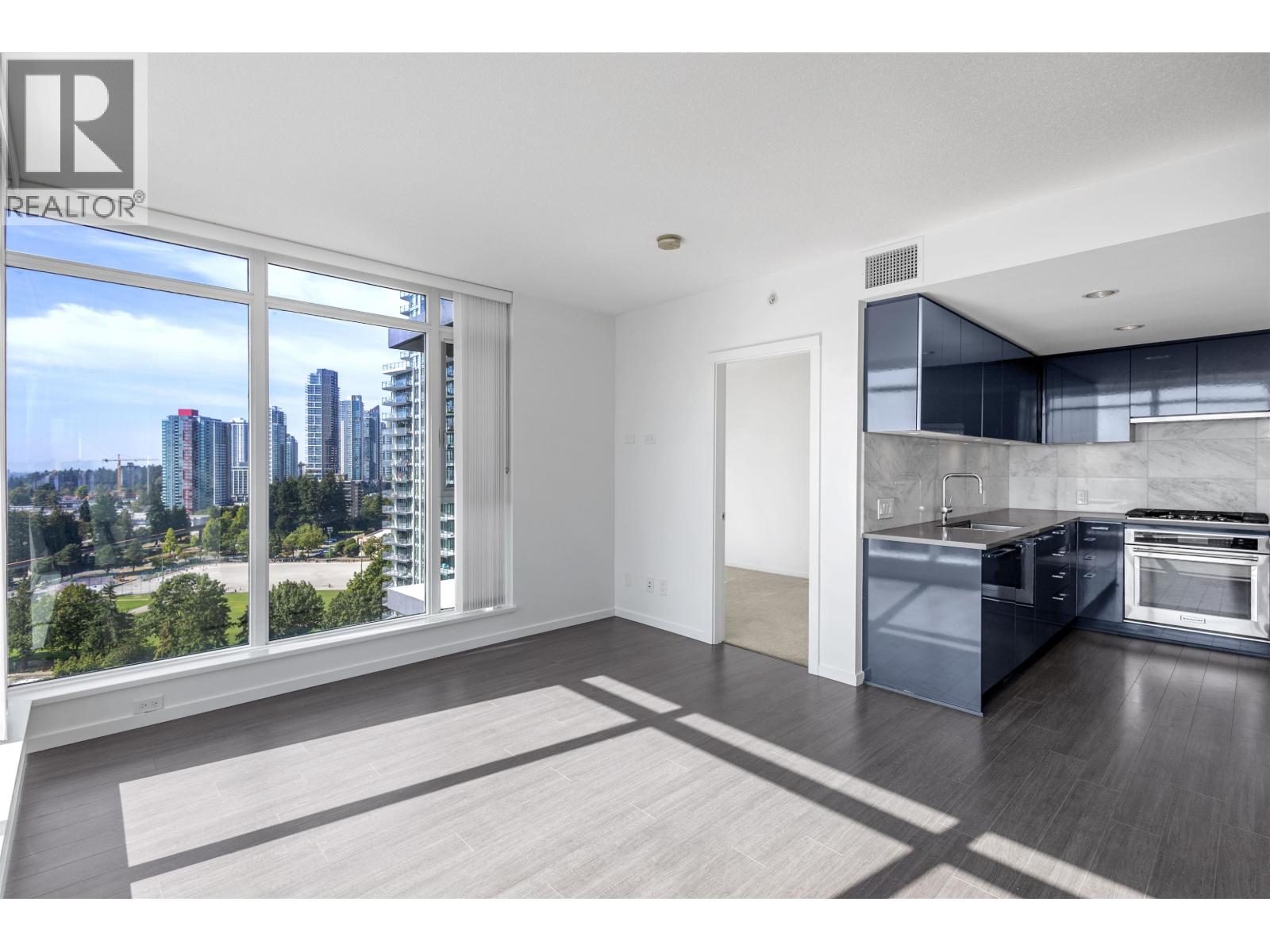 1701 6700 Dunblane Avenue, Burnaby, British Columbia  V5H 0J3 - Photo 2 - R3061514