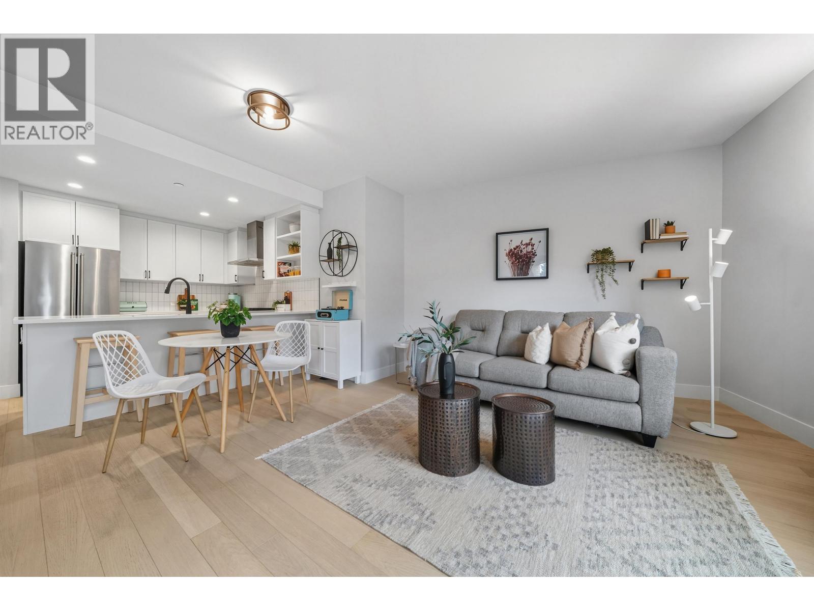 201 22226 Brown Avenue, Maple Ridge, British Columbia  V2X 4R2 - Photo 5 - R3061525