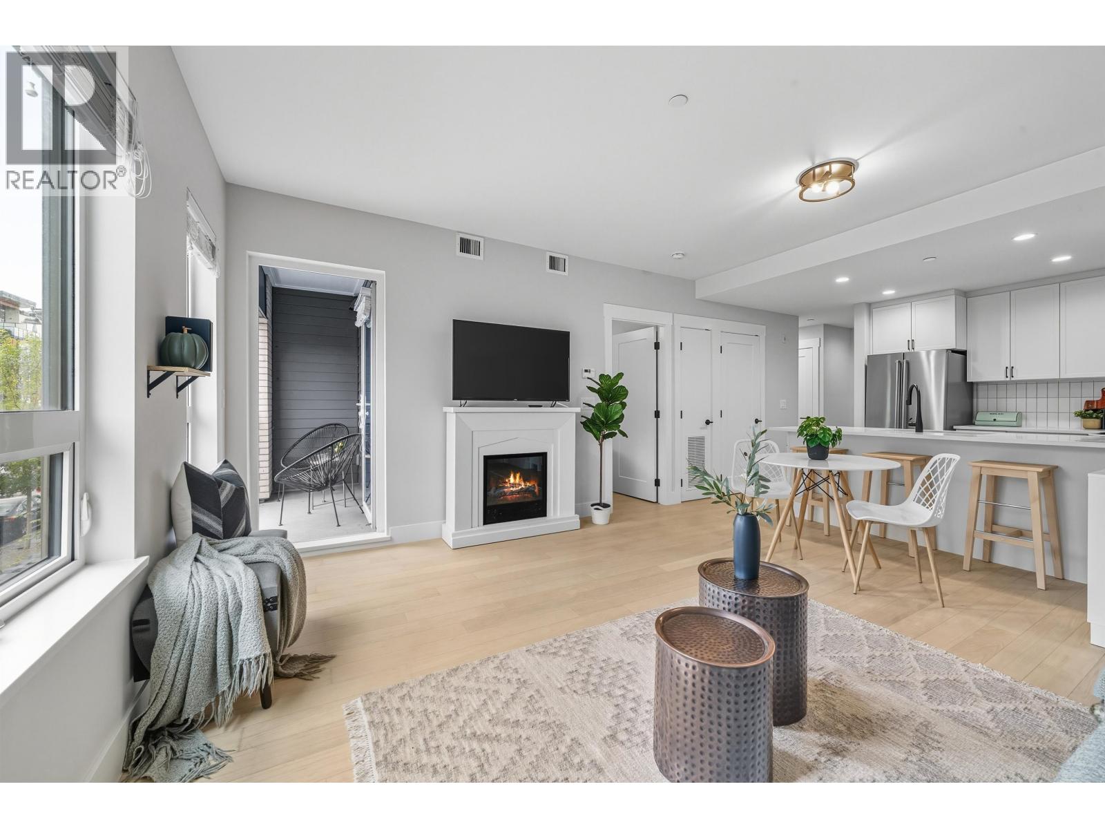 201 22226 Brown Avenue, Maple Ridge, British Columbia  V2X 4R2 - Photo 7 - R3061525