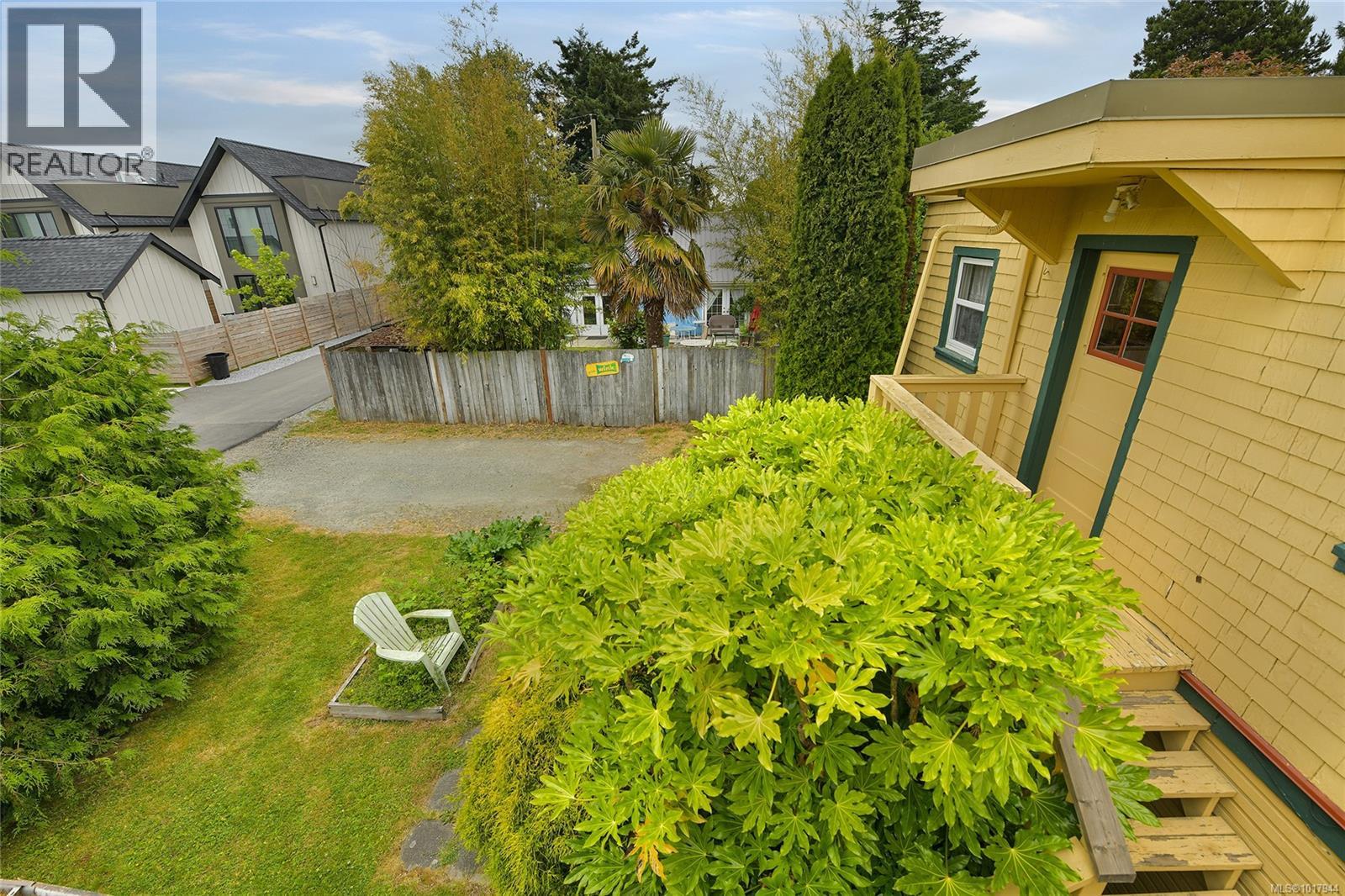 9632 Seventh St, Sidney, British Columbia  V8L 2V3 - Photo 34 - 1017944