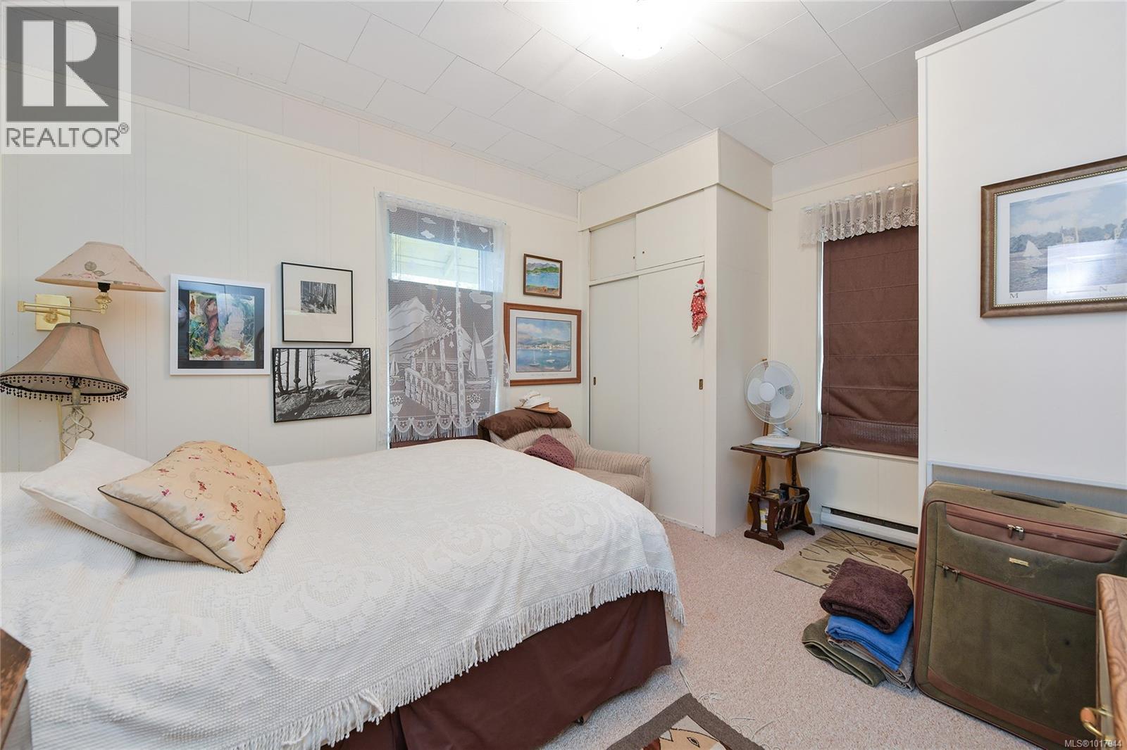 9632 Seventh St, Sidney, British Columbia  V8L 2V3 - Photo 7 - 1017944