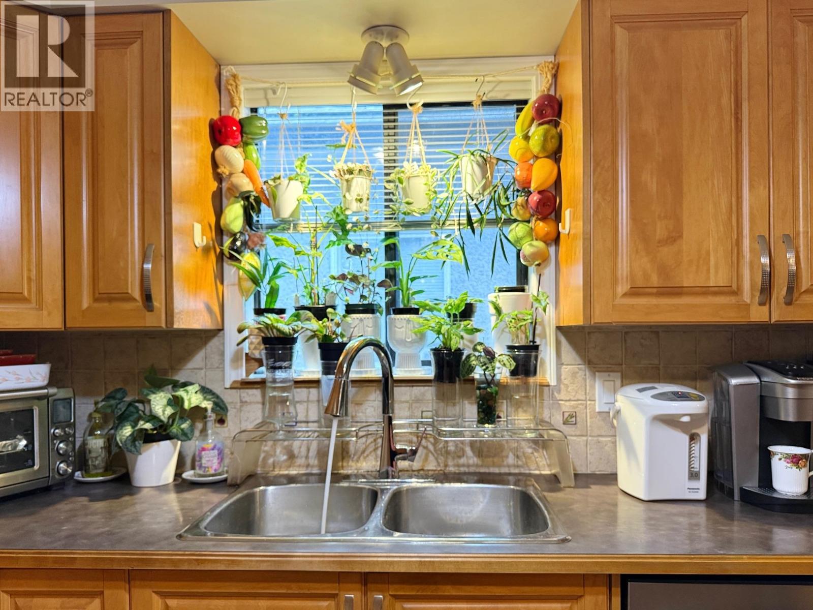 4116 Oxford Street, Burnaby, British Columbia  V5C 1C9 - Photo 15 - R3059867