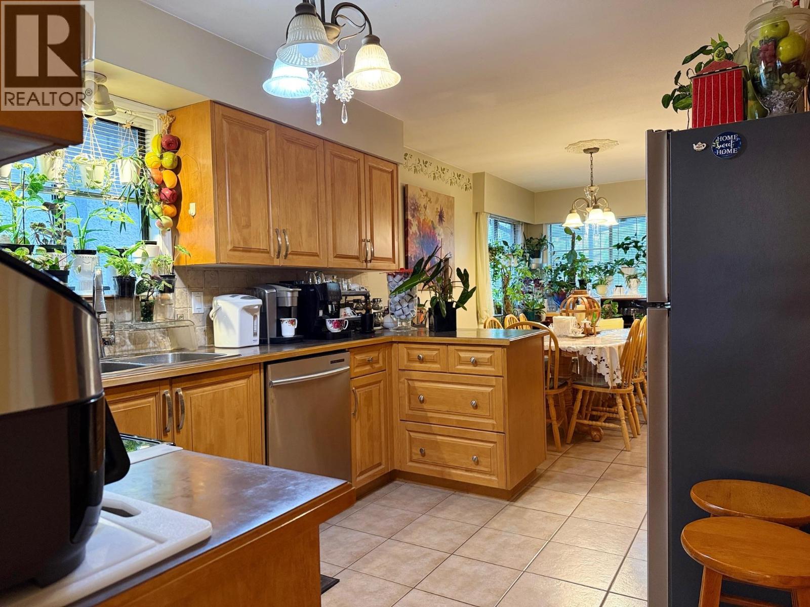 4116 Oxford Street, Burnaby, British Columbia  V5C 1C9 - Photo 16 - R3059867