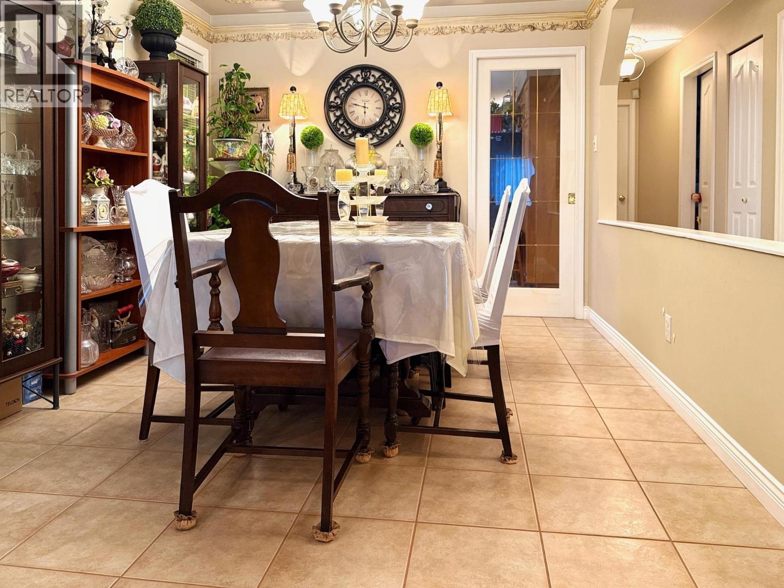 4116 Oxford Street, Burnaby, British Columbia  V5C 1C9 - Photo 7 - R3059867