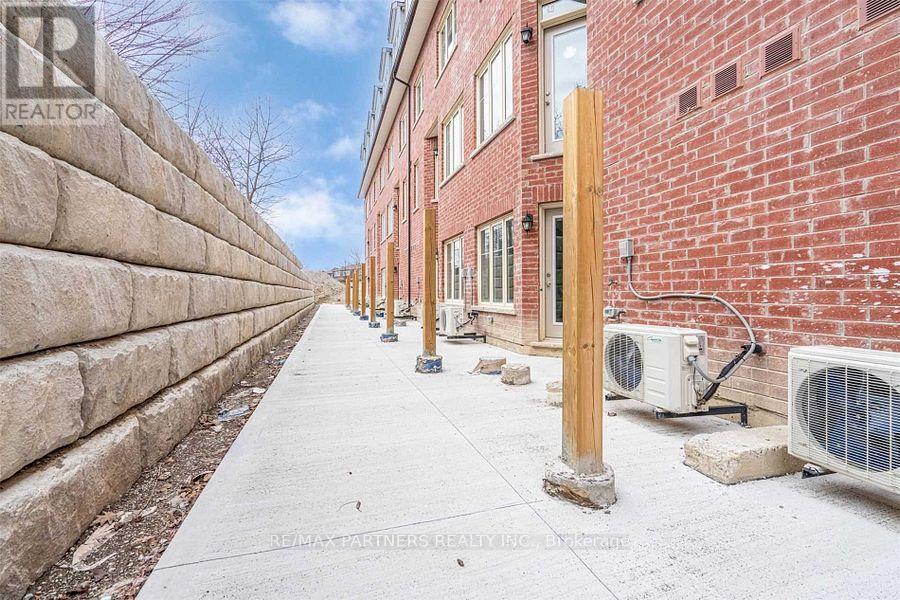 9 - 1 Eaton Park Lane, Toronto, Ontario  M1W 0A5 - Photo 17 - E12479473