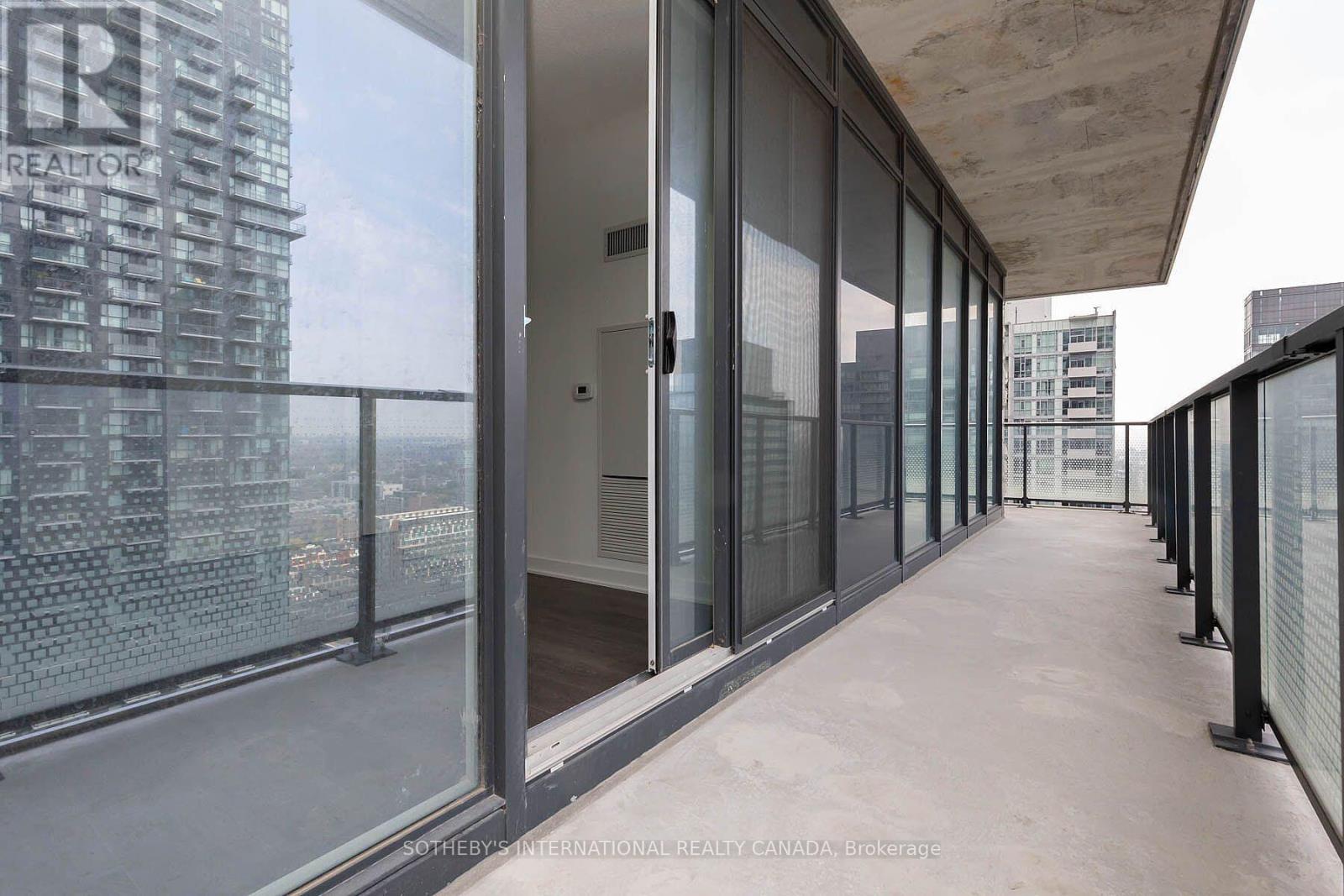 3505 - 125 Blue Jays Way, Toronto, Ontario  M5V 0N5 - Photo 8 - C12479502