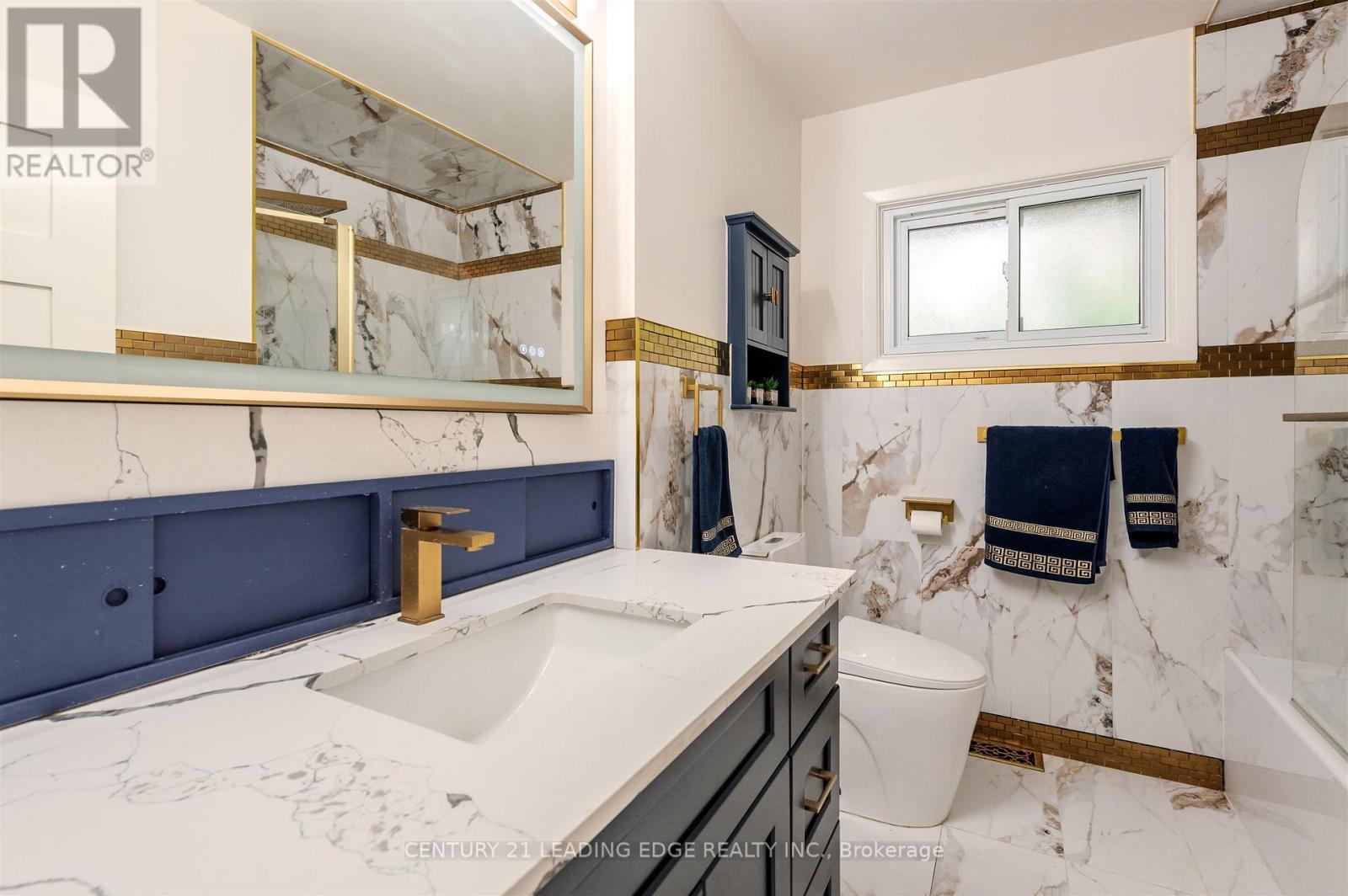 112 Wyndcliff Crescent, Toronto, Ontario  M4A 2K3 - Photo 22 - C12479503