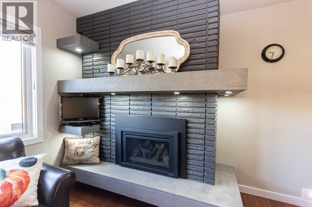4413 Embury Crescent, Red Deer, Alberta  T4N 2S9 - Photo 5 - A2266547