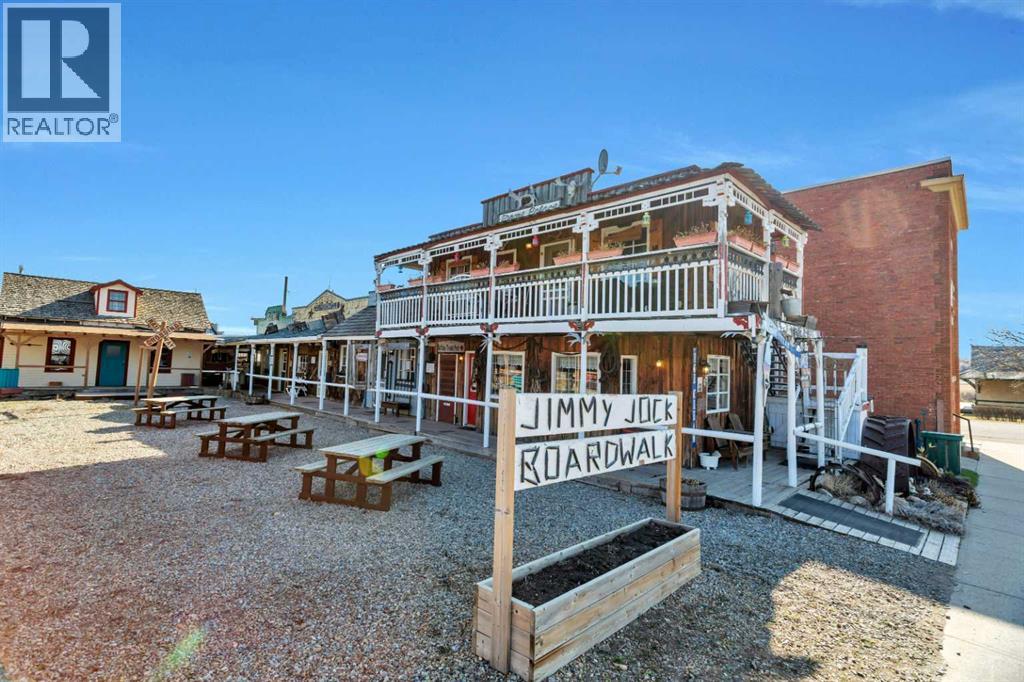 48 Main Street E, Big Valley, Alberta  T0J 0C9 - Photo 3 - A2210842