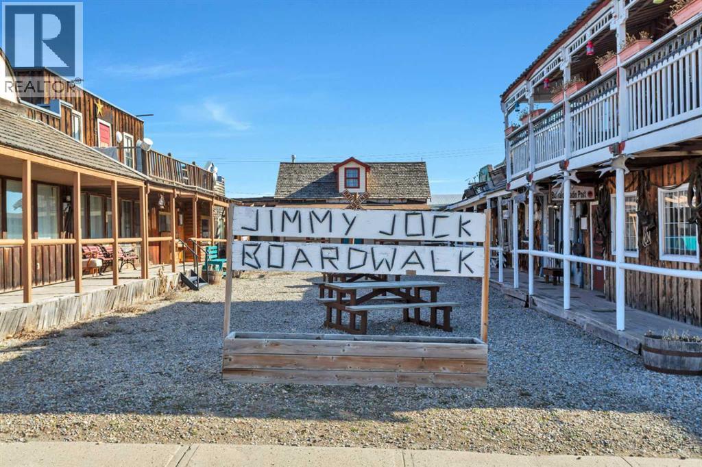 48 Main Street E, Big Valley, Alberta  T0J 0C9 - Photo 2 - A2210842