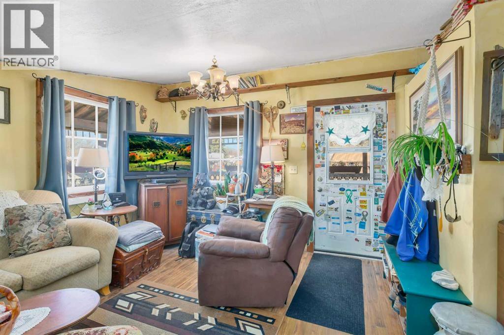 48 Main Street E, Big Valley, Alberta  T0J 0C9 - Photo 37 - A2210842