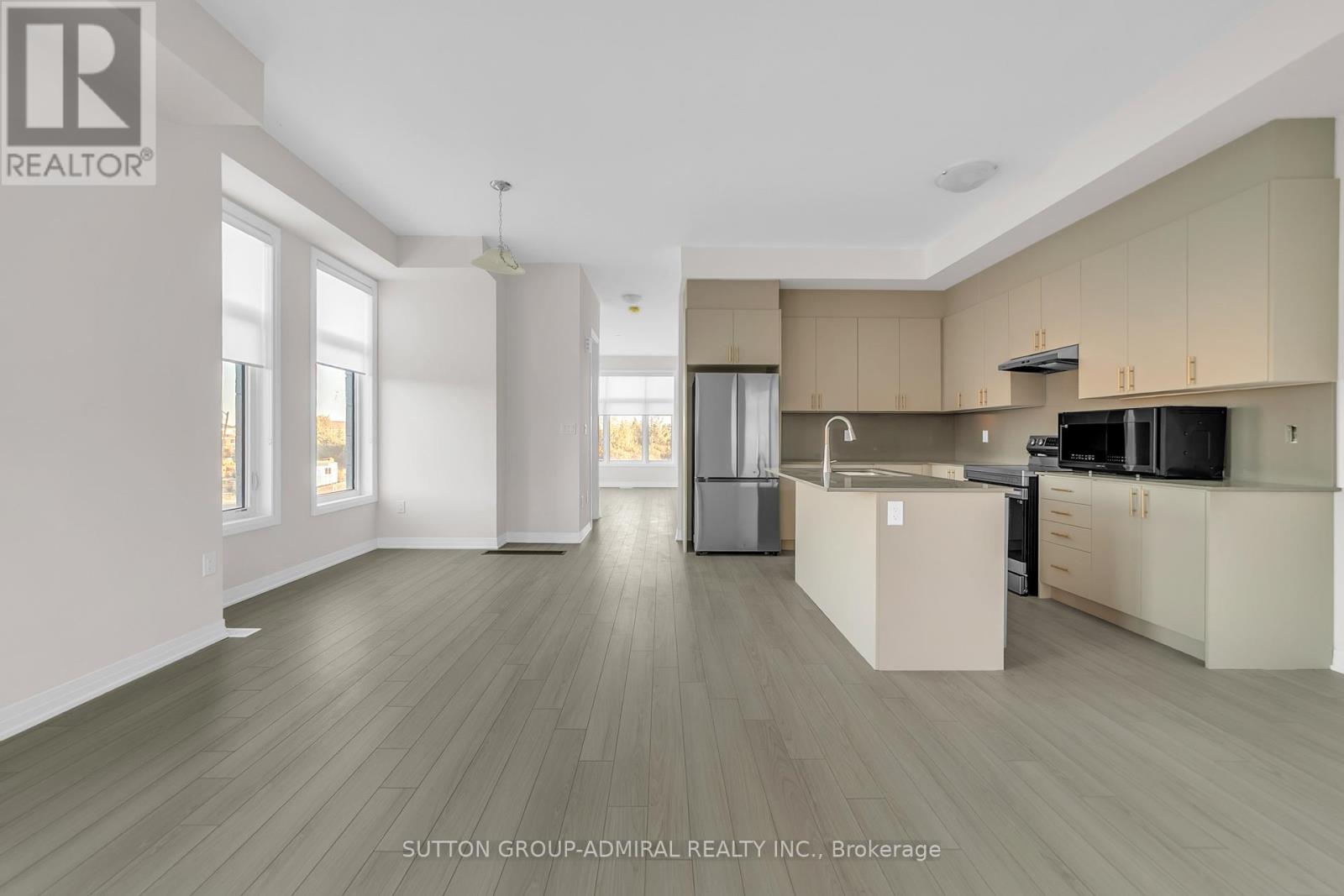 60 Lunay Drive, Richmond Hill, Ontario  L4S 0P2 - Photo 4 - N12474375