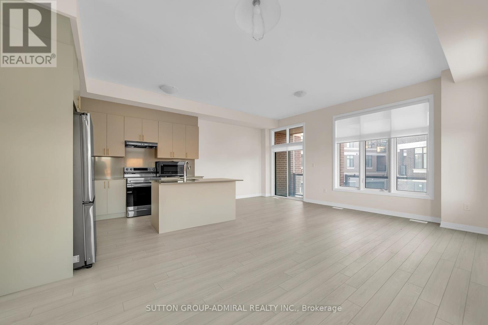 60 Lunay Drive, Richmond Hill, Ontario  L4S 0P2 - Photo 5 - N12474375