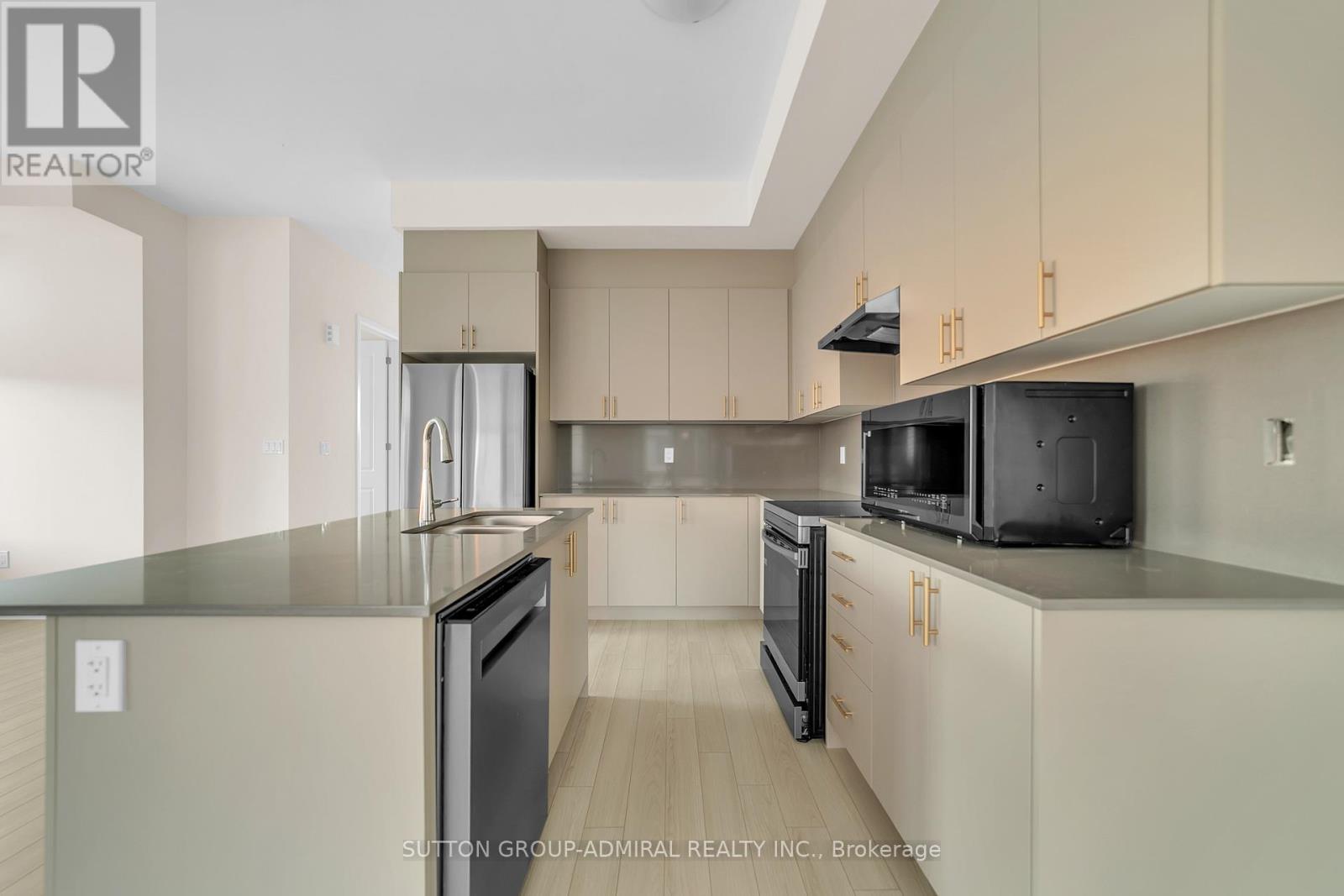 60 Lunay Drive, Richmond Hill, Ontario  L4S 0P2 - Photo 9 - N12474375