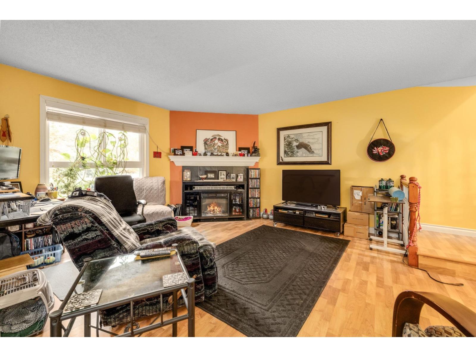14810 Holly Park Lane, Surrey, British Columbia  V3R 6Y2 - Photo 5 - R3061382