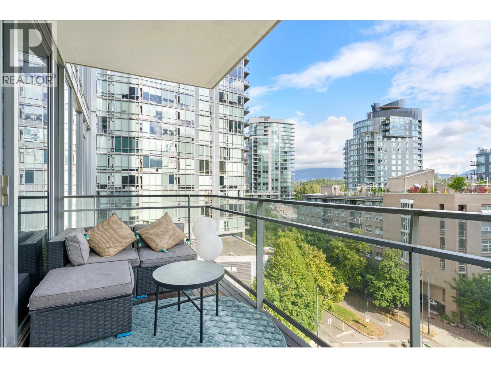 601 1499 W Pender Street, Vancouver, British Columbia  V6G 0A7 - Photo 6 - R3061142