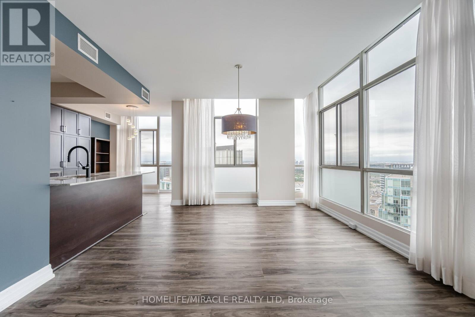 Ph2 - 225 Webb Drive, Mississauga, Ontario  L5B 4P2 - Photo 11 - W12479499