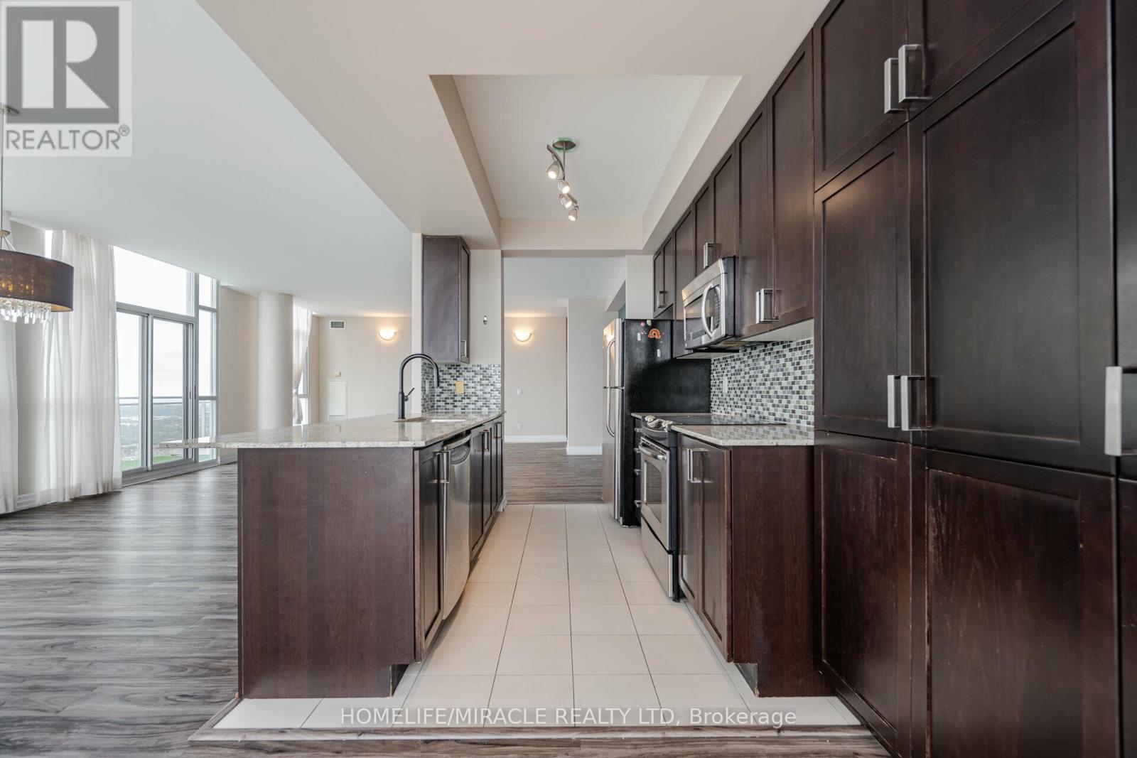 Ph2 - 225 Webb Drive, Mississauga, Ontario  L5B 4P2 - Photo 16 - W12479499