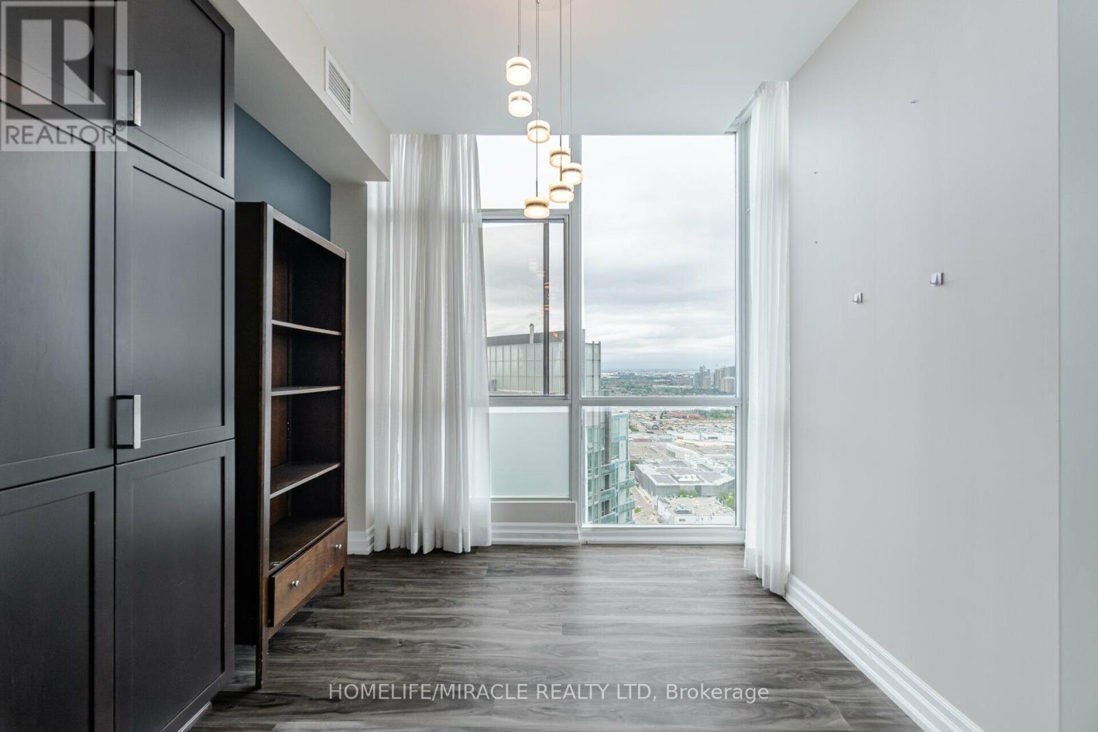 Ph2 - 225 Webb Drive, Mississauga, Ontario  L5B 4P2 - Photo 18 - W12479499