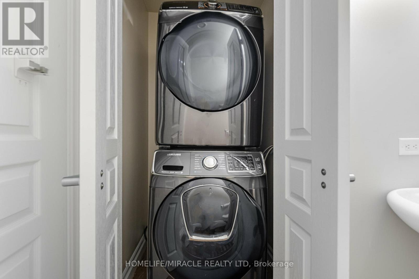 Ph2 - 225 Webb Drive, Mississauga, Ontario  L5B 4P2 - Photo 32 - W12479499