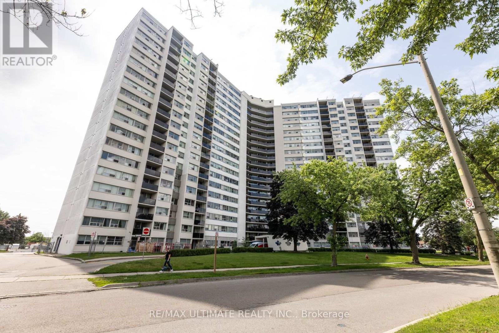 1007 - 530 Lolita Garden, Mississauga, Ontario  L5A 3T2 - Photo 1 - W12479506