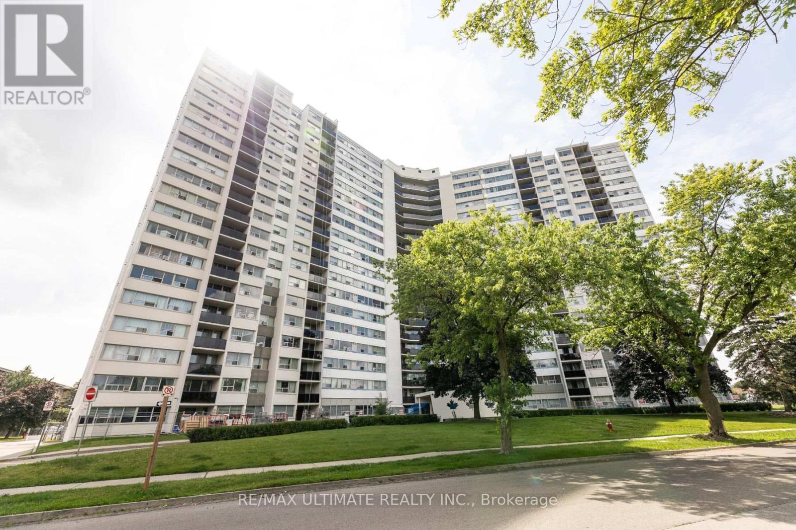 1007 - 530 Lolita Garden, Mississauga, Ontario  L5A 3T2 - Photo 33 - W12479506