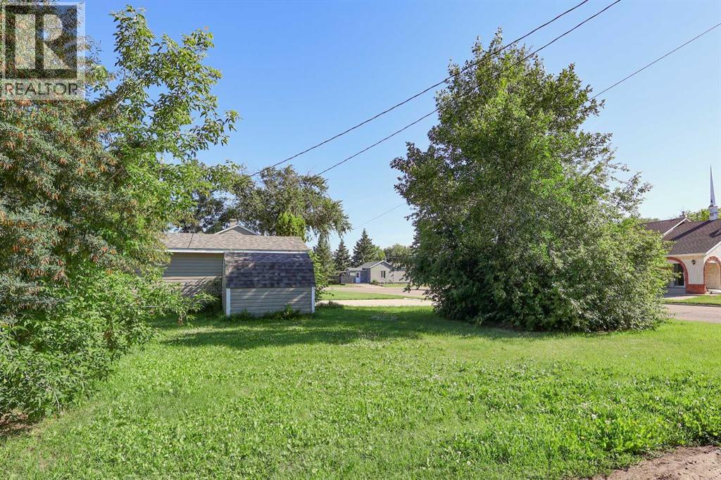 6001 51 Avenue, Stettler, Alberta  T4K 1C3 - Photo 30 - A2211413