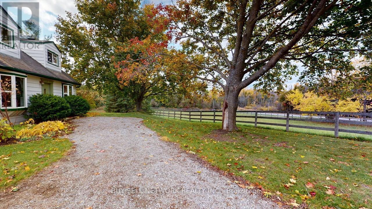 947 Division Road, Otonabee-South Monaghan, Ontario  K0L 2H0 - Photo 34 - X12479554