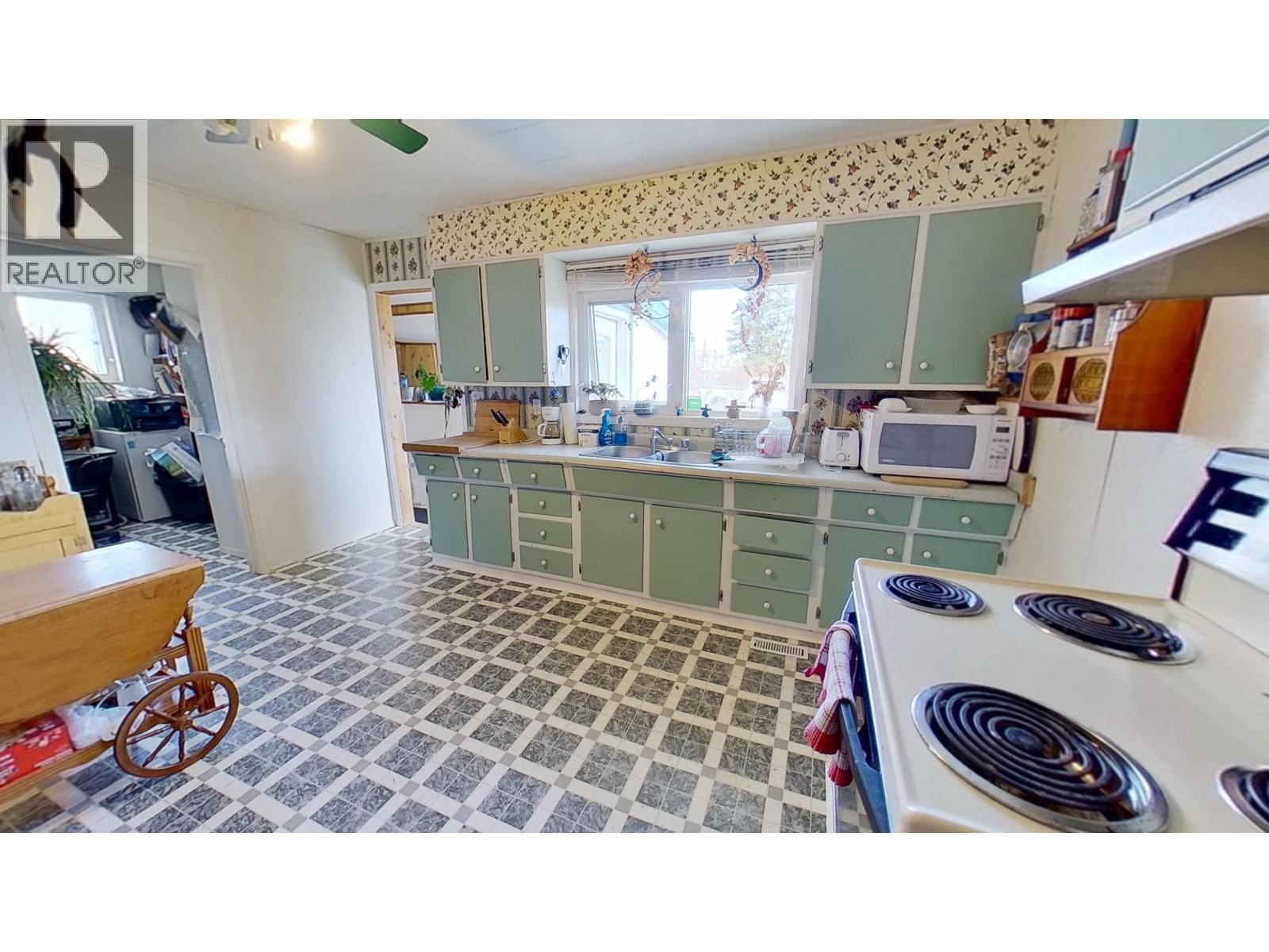 7344 253 Road, Fort St. John, British Columbia  V0C 1C6 - Photo 6 - R3060897