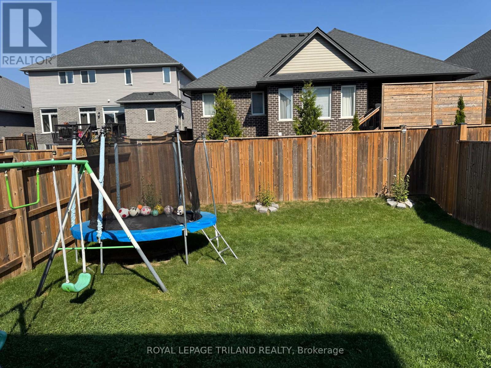 Upper - 41 Cortland Terrace, St. Thomas, Ontario  N5R 0J7 - Photo 20 - X12479539