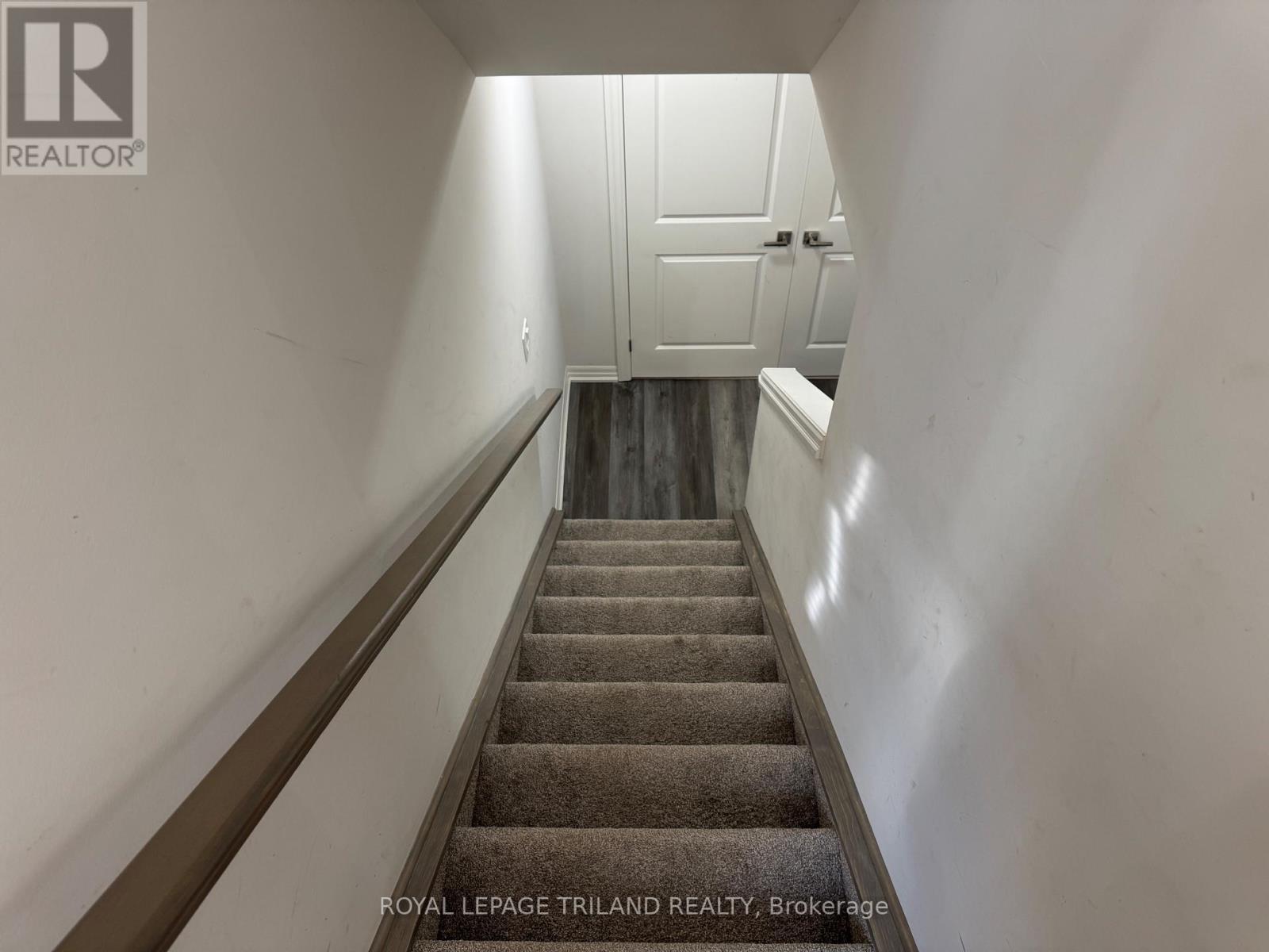 Lower - 41 Cortland Terrace, St. Thomas, Ontario  N5R 0J7 - Photo 2 - X12479548
