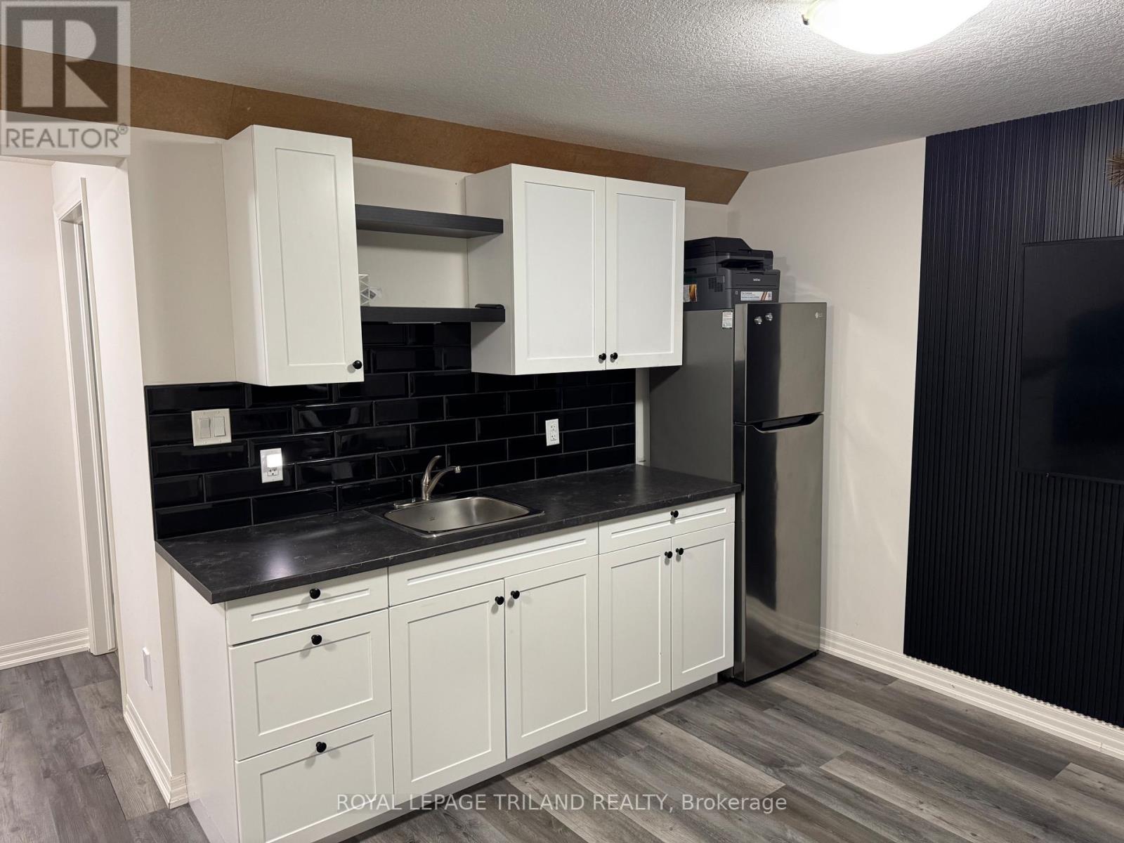 Lower - 41 Cortland Terrace, St. Thomas, Ontario  N5R 0J7 - Photo 6 - X12479548