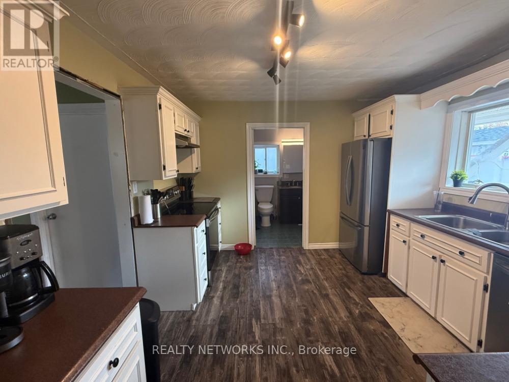 24 Hazelnut Street, Timmins, Ontario P4N 7C2 - Photo 7 - T12479552