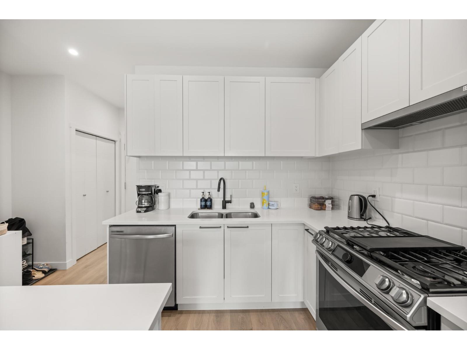 424 5415 Brydon Crescent, Langley, British Columbia V3A 0N4 - Photo 8 - R3061552