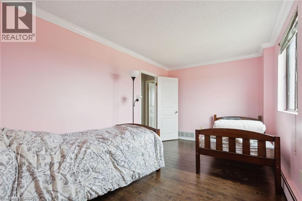 1255 Commissioners Road W Unit# 701, London, Ontario  N6K 3N5 - Photo 28 - 40780092