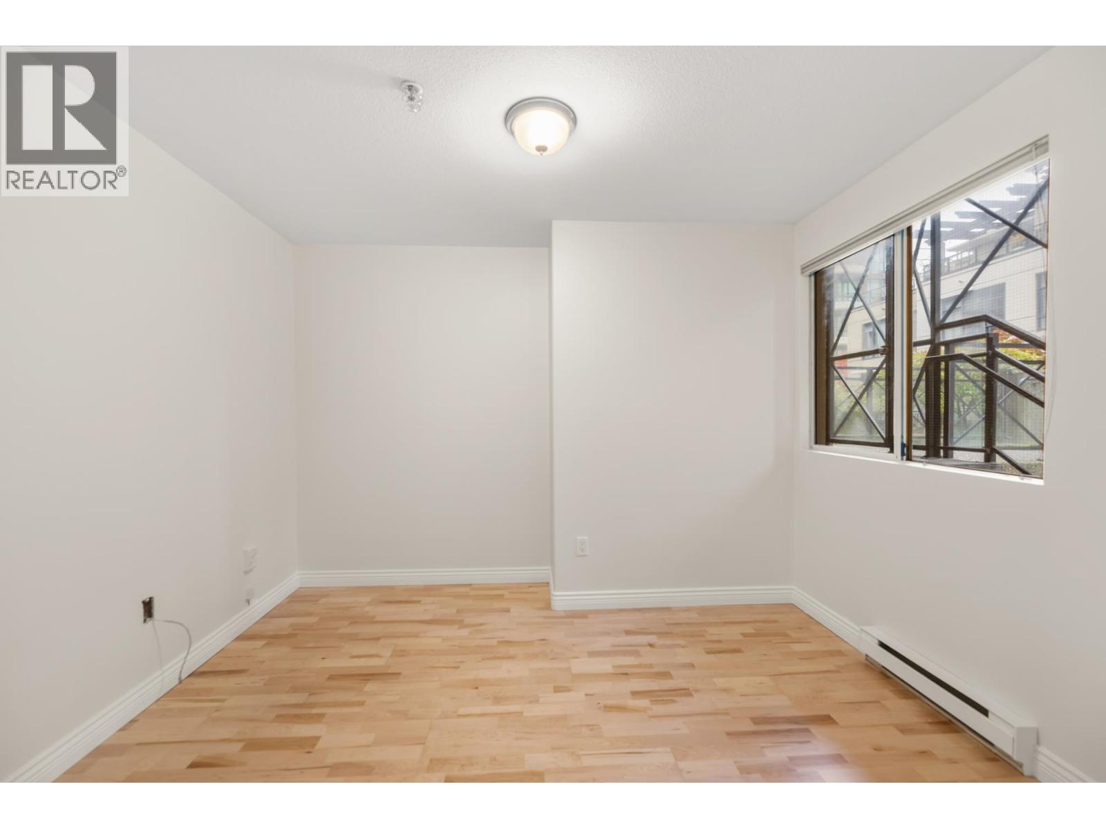 105 5 Renaissance Square, New Westminster, British Columbia  V3M 6K5 - Photo 31 - R3061350