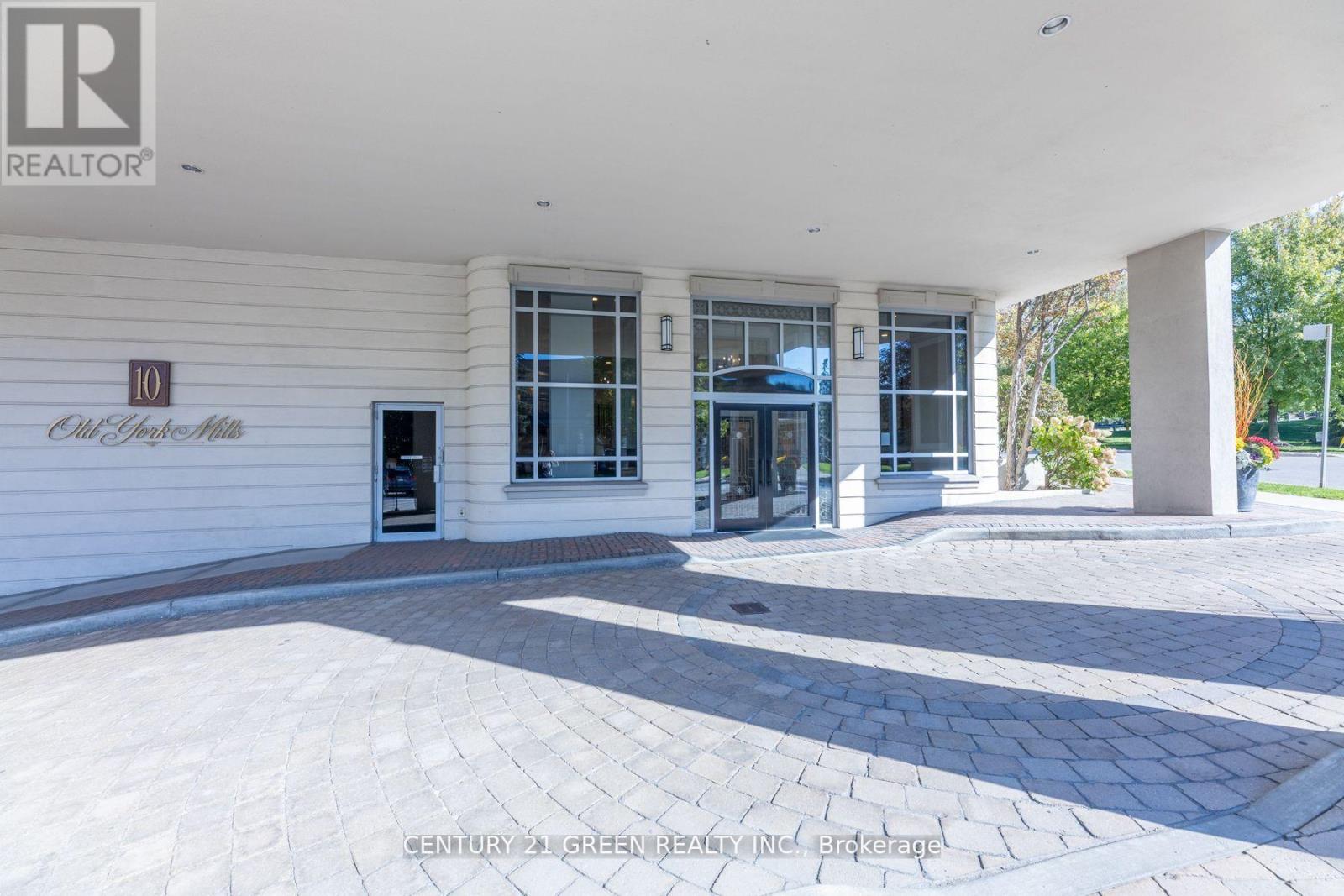 402 - 10 Old York Mills Road, Toronto, Ontario  M2P 2G9 - Photo 7 - C12479520