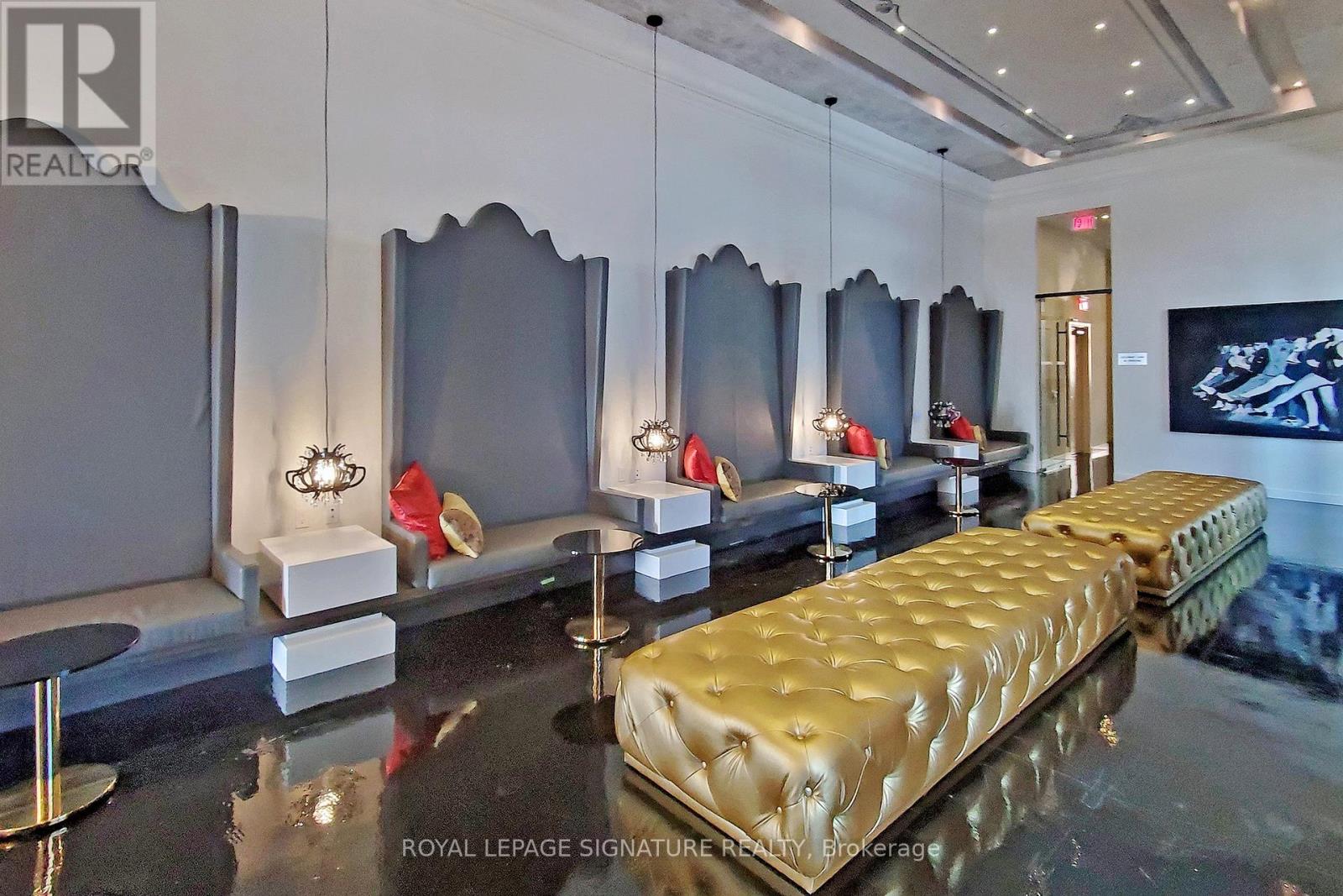 5811 - 197 Yonge Street, Toronto, Ontario  M5B 0C1 - Photo 34 - C12479532