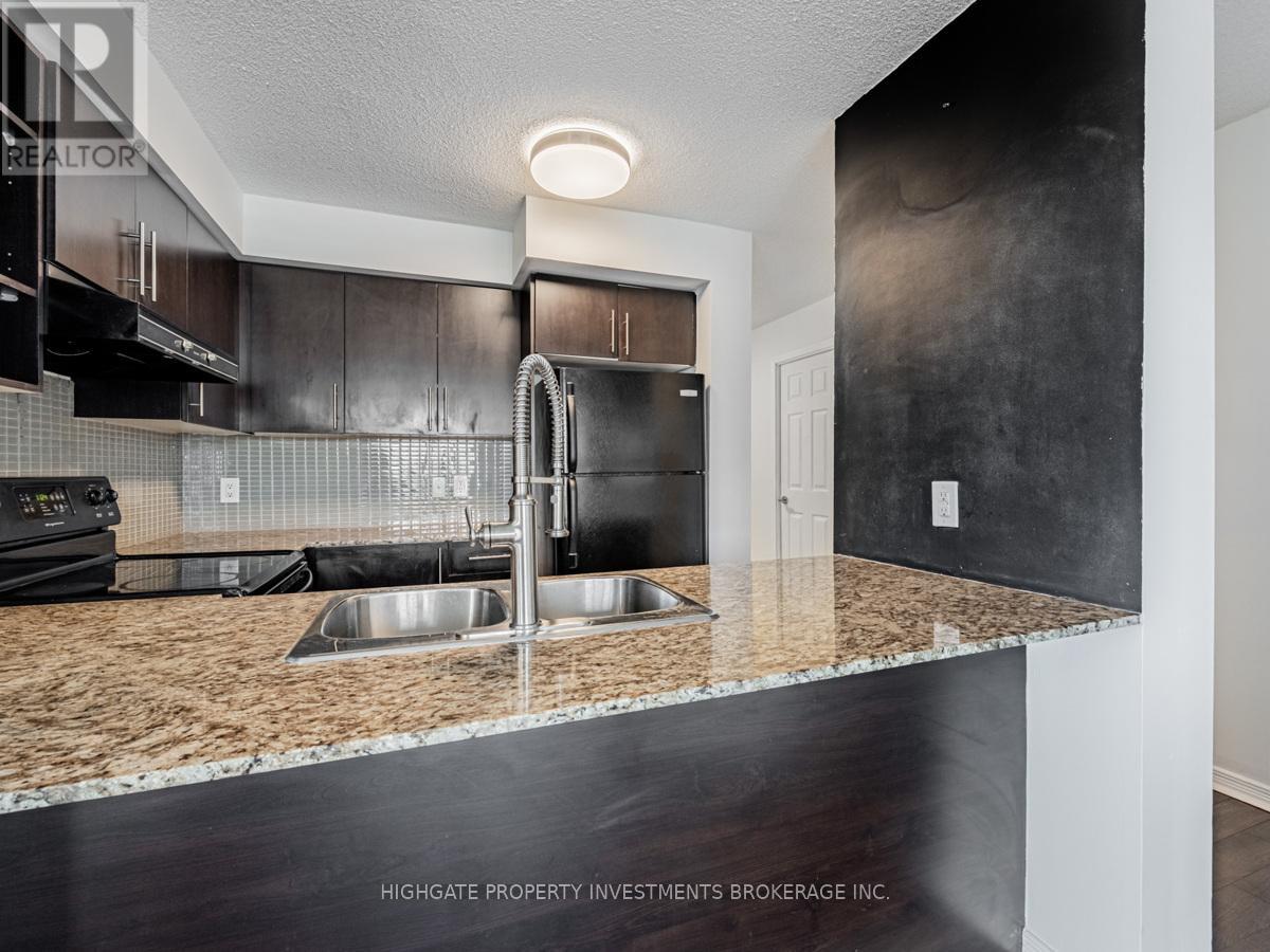 307 - 120 Dallimore Circle, Toronto, Ontario  M3C 4J1 - Photo 7 - C12479538