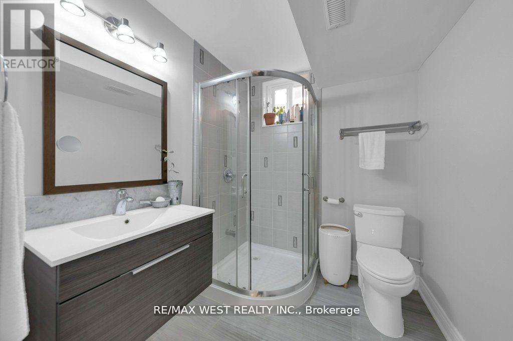 151 Brahms Avenue, Toronto, Ontario  M2H 1H9 - Photo 31 - C12479542