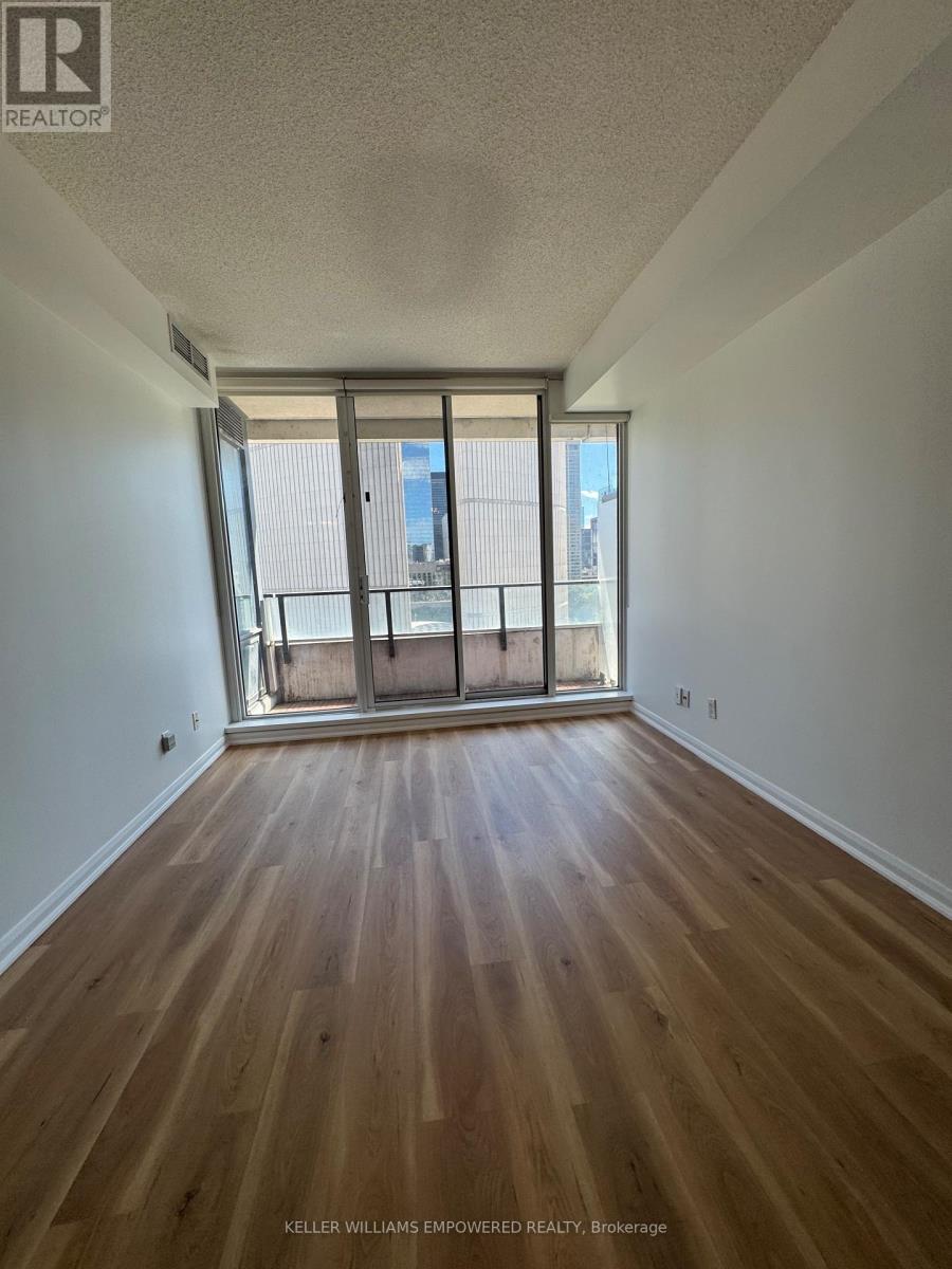 1708 - 111 Elizabeth Street, Toronto, Ontario  M5G 1P7 - Photo 3 - C12479545