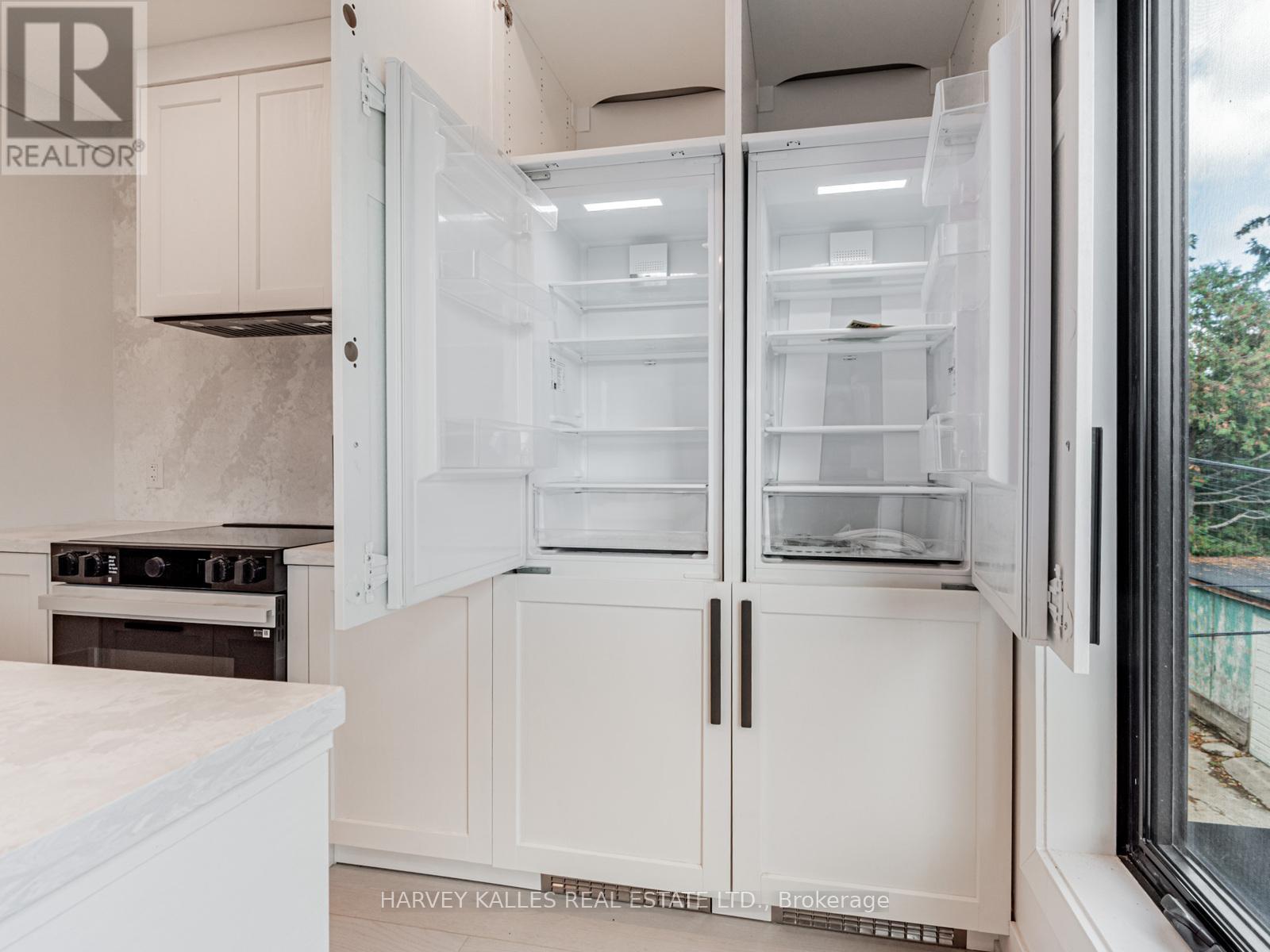 Lane - 35 Curzon Street, Toronto, Ontario  M4M 3B3 - Photo 10 - E12479549
