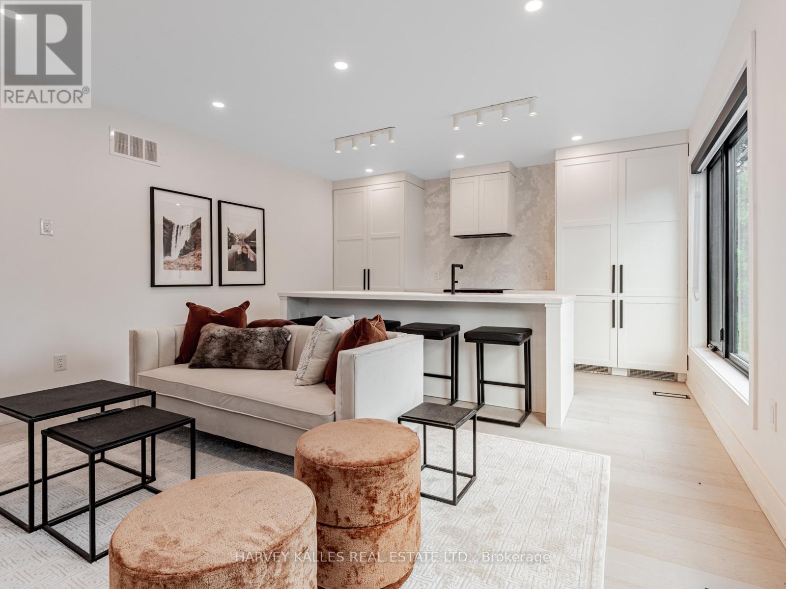 Lane - 35 Curzon Street, Toronto, Ontario  M4M 3B3 - Photo 5 - E12479549