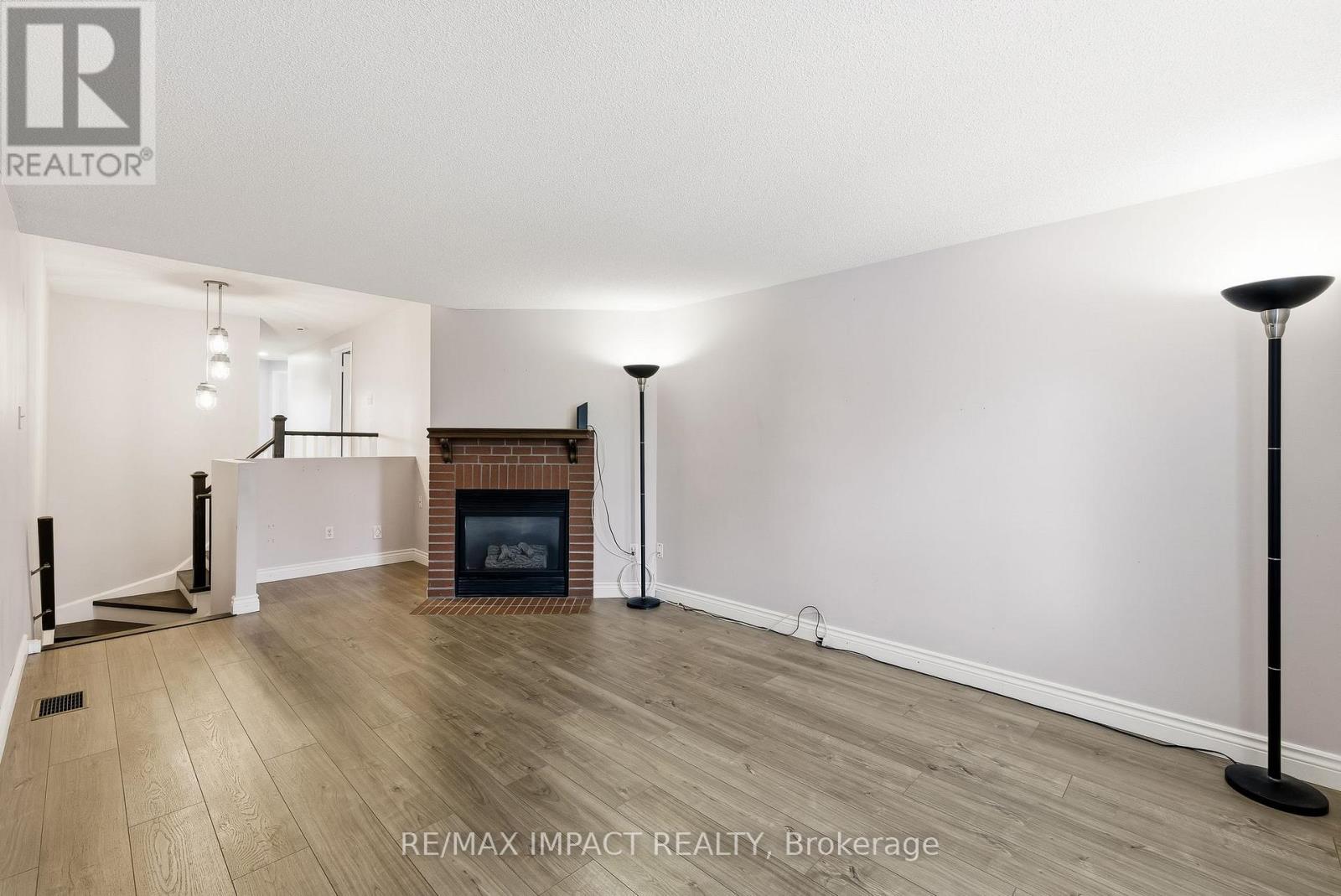 33 Pine Gate Place, Whitby, Ontario  L1R 2M6 - Photo 32 - E12479578
