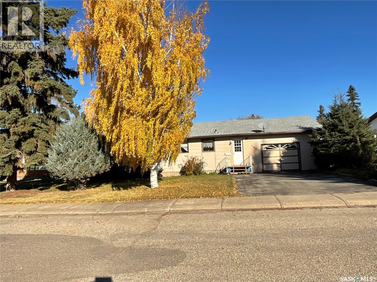 210 5th STREET S, Wakaw, Saskatchewan