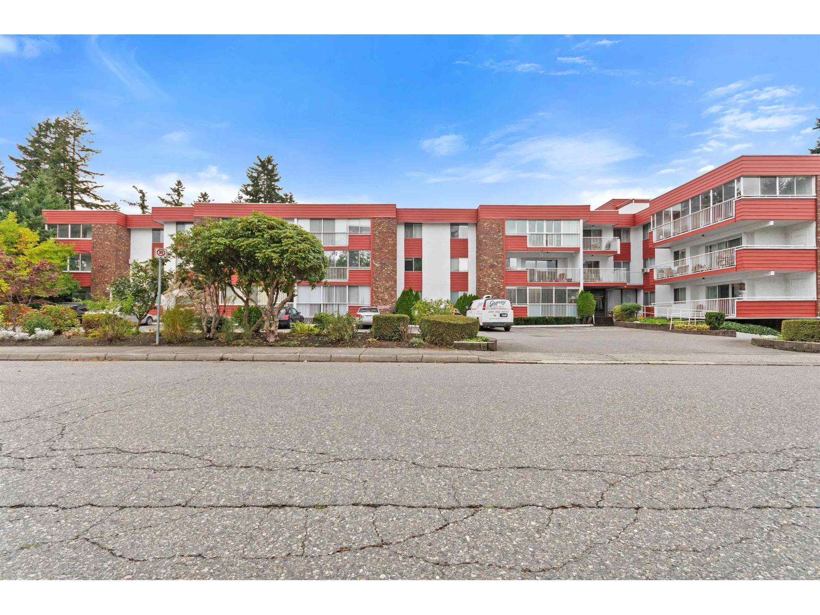 211 32025 Tims Avenue, Abbotsford, British Columbia  V2T 2H3 - Photo 1 - R3060481