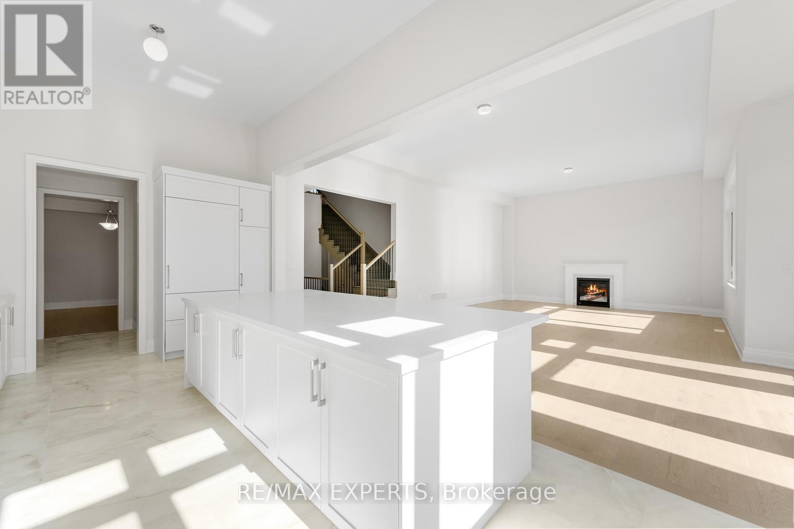 17 Saxby Farm Avenue, King, Ontario  L7B 1K5 - Photo 17 - N12479574