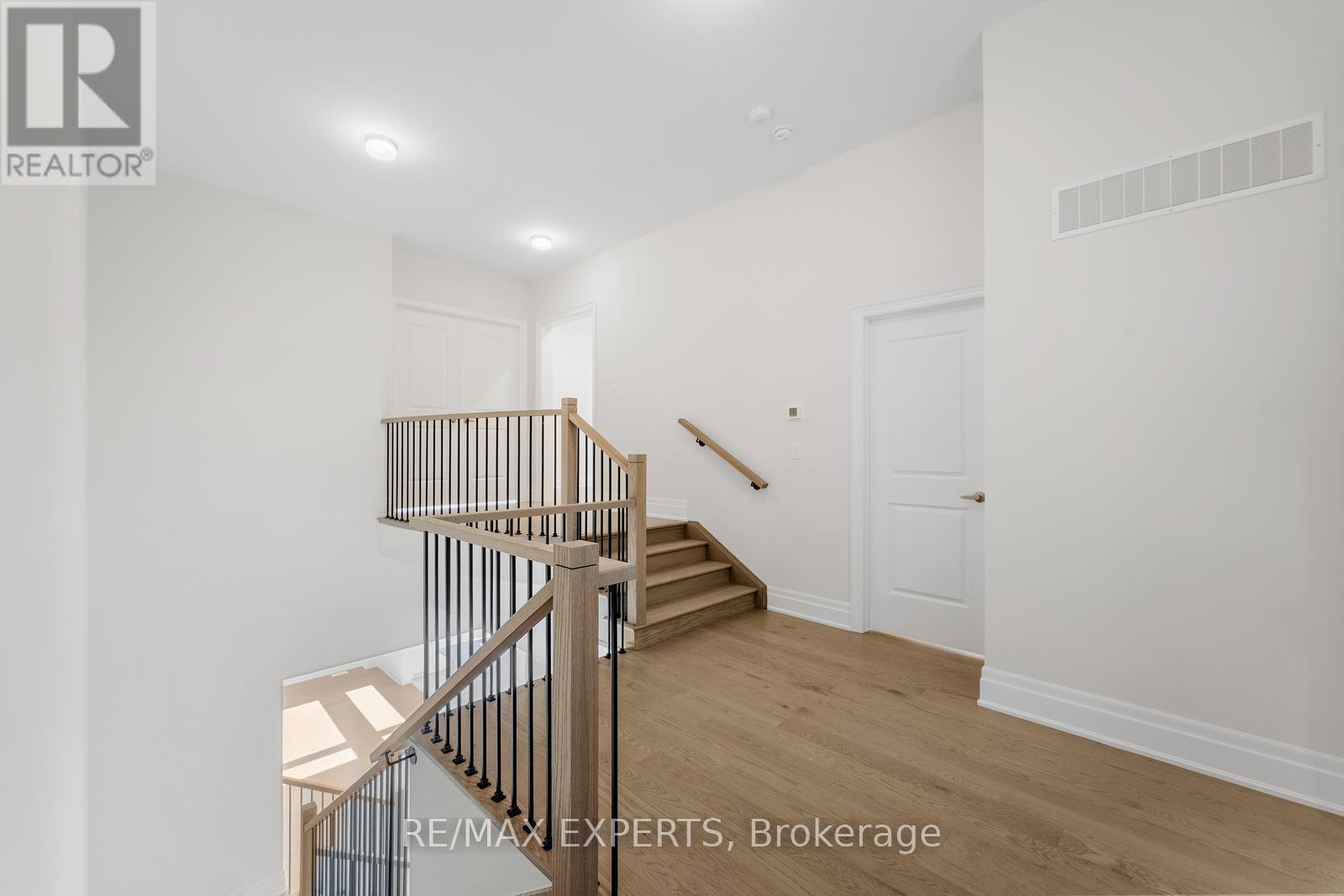 17 Saxby Farm Avenue, King, Ontario  L7B 1K5 - Photo 25 - N12479574