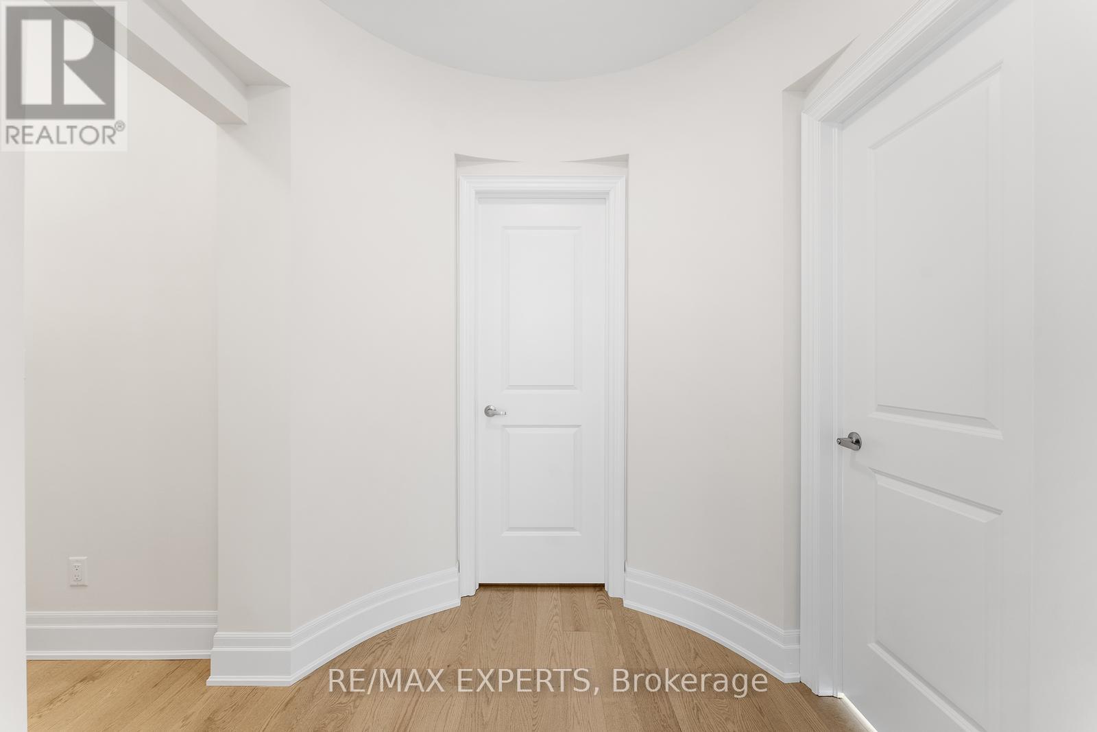 17 Saxby Farm Avenue, King, Ontario  L7B 1K5 - Photo 29 - N12479574