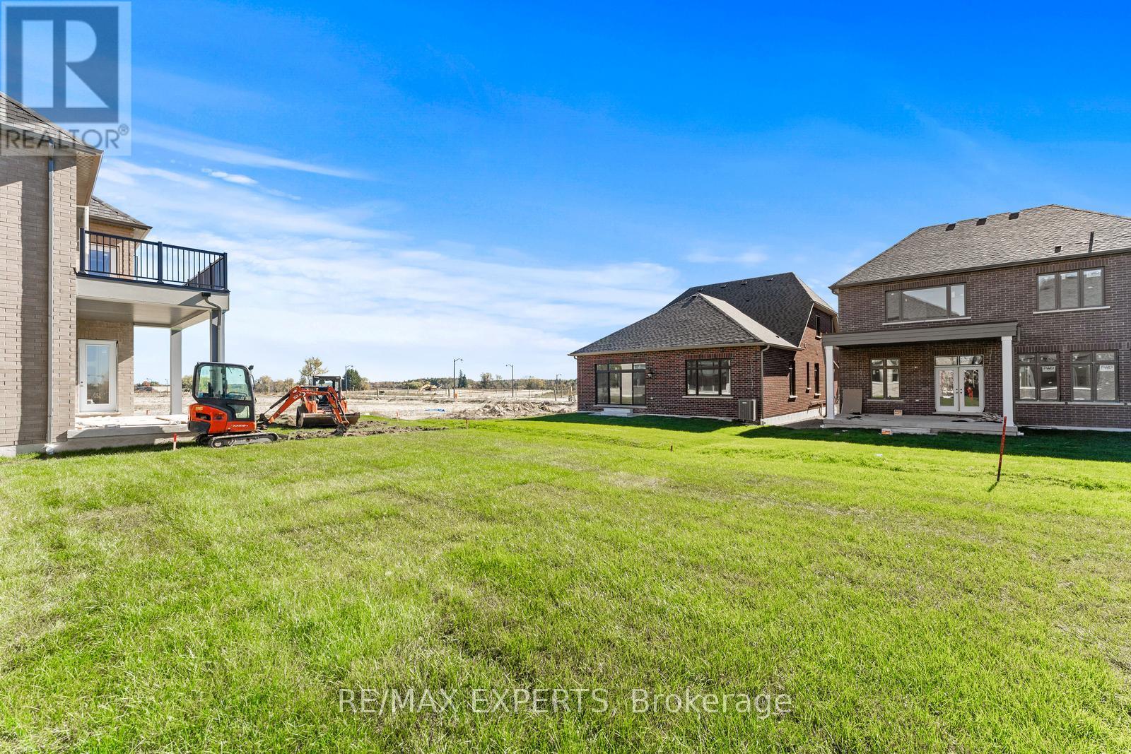 17 Saxby Farm Avenue, King, Ontario  L7B 1K5 - Photo 48 - N12479574